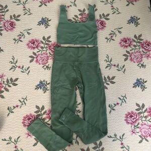 SET Active Sculptflex set Green Juice size small Leggings & sports bra SOLD OUT